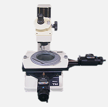 Microscope